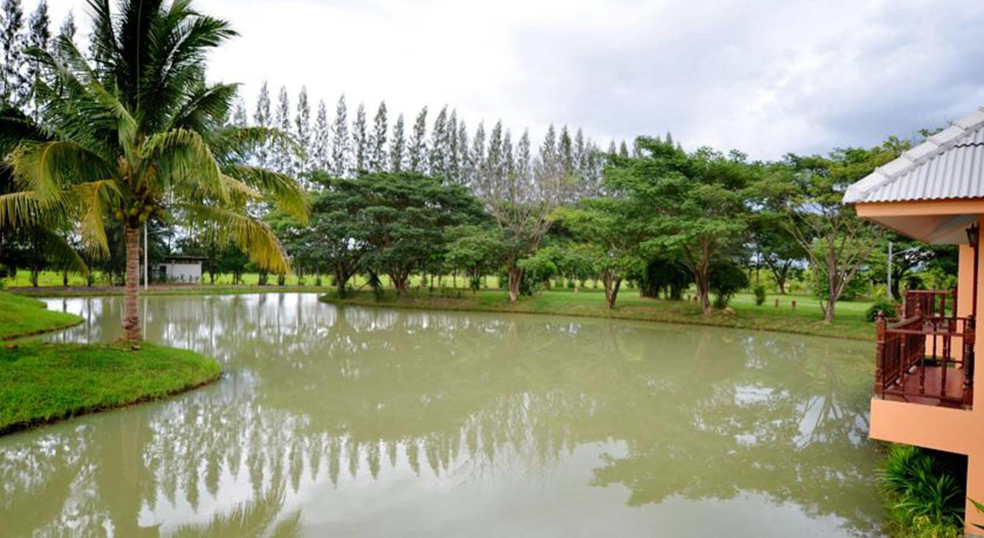 The Grand Jamjuree Resort Lamphun Extérieur photo